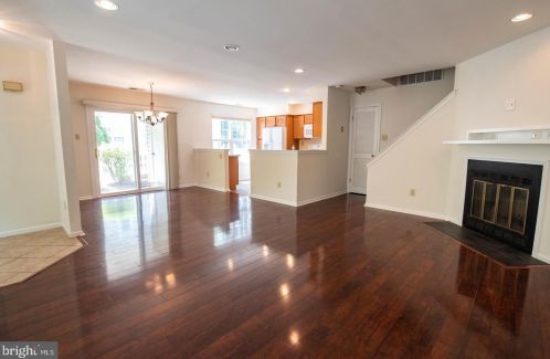 37 Ashley Ct, Glen Mills, PA 19342-2009
