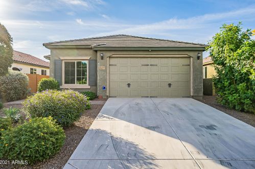 26111 Sequoia Dr, Buckeye, AZ 85396-7375