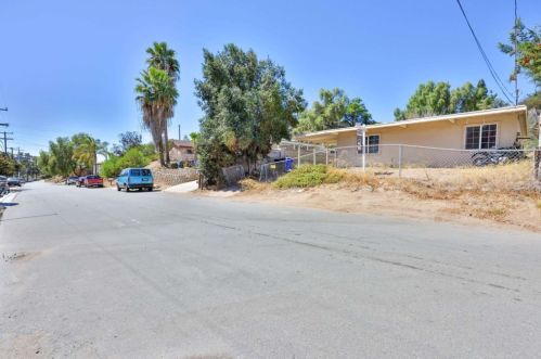 6634 Radio Dr, San Diego CA  92114-1611 exterior