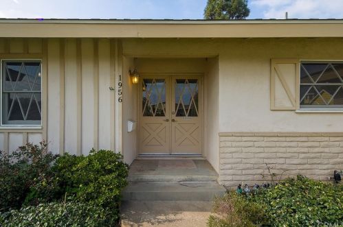 1956 Cambridge St, Orange, CA 92865-3860