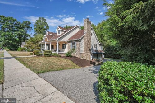 12 Tall Oaks Dr, Primrose, PA 17901-9181