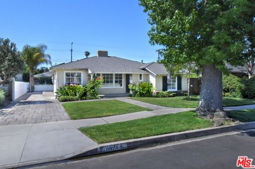 13128 Hartsook St, Van Nuys, CA 91423-1510