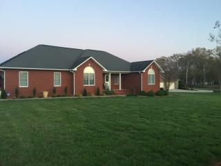30 Audobon Dr, Winchester, TN 37398-4475