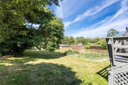 1812 6th St, Beaver Falls PA  15010-2923 exterior