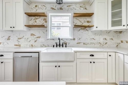 441 Northern Pkwy, Ridgewood NJ  07450-1720 exterior