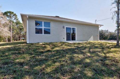 7725 98th Ave, Vero Beach FL  32967-2747 exterior