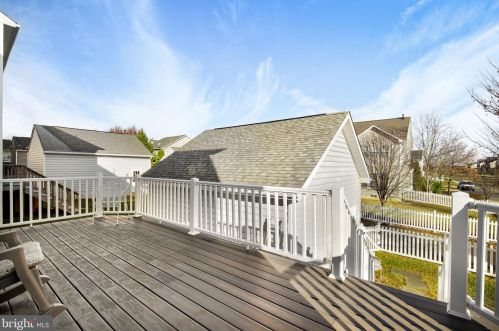 144 Colonial Dr, Charles Town WV  25414-4497 exterior