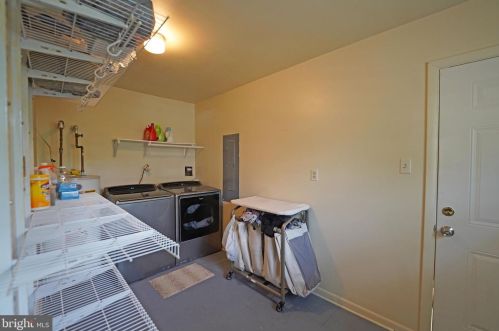 409 Belvedere Dr, Charles Town WV  25414-1267 exterior