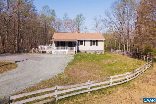 374 Shores Rd, Bybee VA  22963-5210 exterior