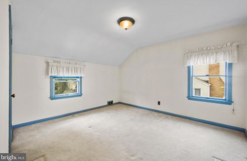 101 Elm Ave, Yardley PA 19067-7419 exterior