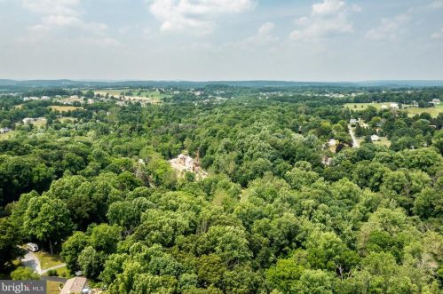 1618 Bondsville Rd, Downingtown PA  19335-1320 exterior