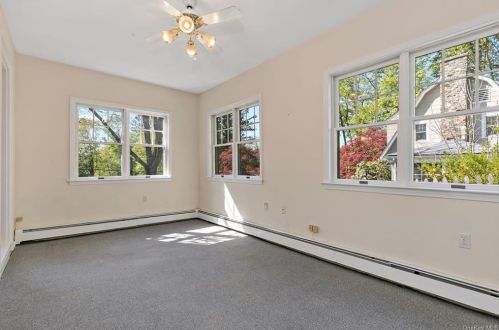 59 Orchard Ridge Rd, Chappaqua NY  10514-2731 exterior