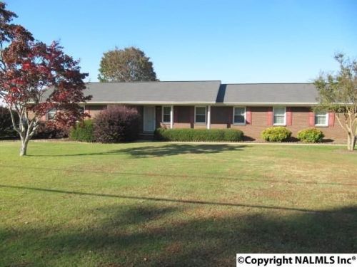 901 Section Line Rd, Albertville, AL 35950-4907
