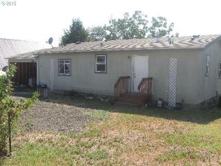 265 Grape Ave, Winston, OR 97496-7529