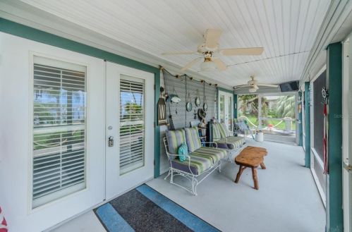 4832 Sunset Blvd, Port Richey FL  34668-6443 exterior