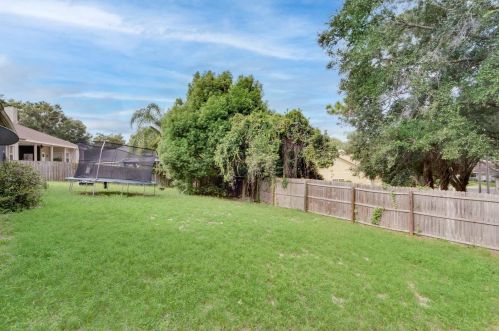 1418 Valley Pine Cir, Apopka, FL 32712-2493