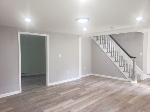 2 Plattekill Rd, Marlborough NY  12542-6023 exterior