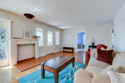 1054 Jenevein Ave, San Bruno CA  94066-4237 exterior