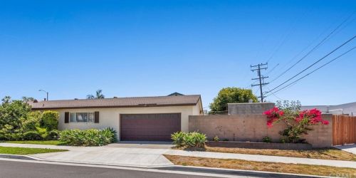 3095 Elm Ave, Long Beach, CA 90807-5022