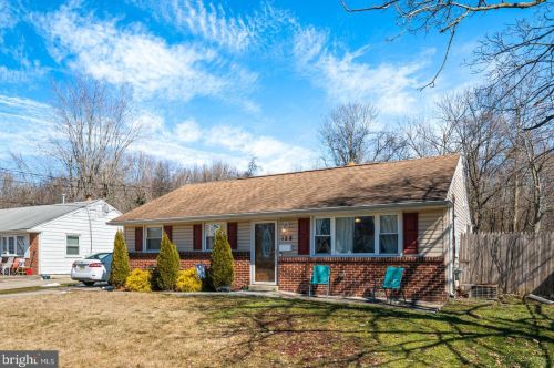 128 Hannold Blvd, West Deptford, NJ 08096-1815