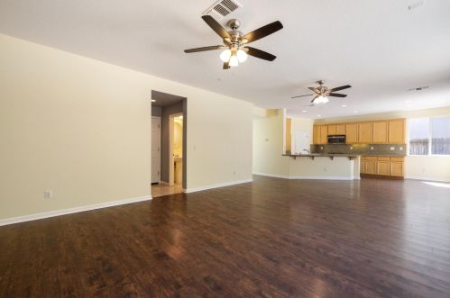 1015 Lucio St, Manteca CA  95336 exterior