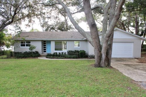 6526 Lynn Rd, Orlando, FL 32810-3116