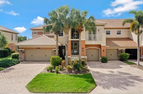 9201 Quartz Ln, Naples, FL 34120-4726