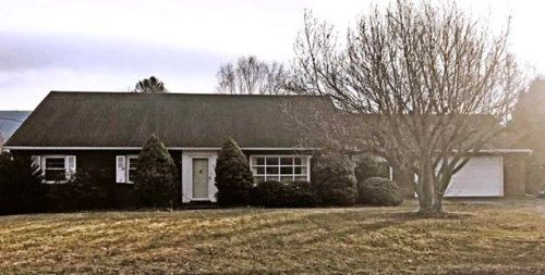 230 Main St, Maze, PA 17094-8504