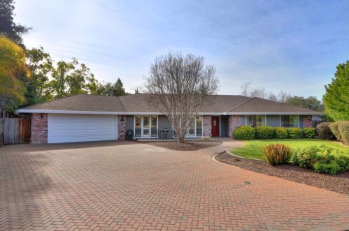 110 Spring Water Way, Folsom CA  95630-2073 exterior