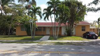 9200 44th St, Miami, FL 33165-5802