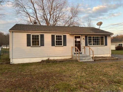 23 Hoye St, Terryville, CT 06786-5012
