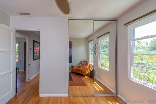 3381 Mtn Vw Dr, San Diego CA 92116-1950 exterior