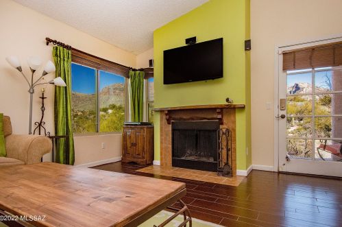 3240 Calle De La Punta, Tucson, AZ 85718-2146