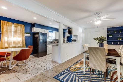 7943 Claremont Dr, Dallas, TX 75228-6439