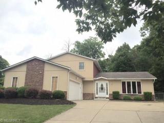 305 Parkland Oval, Brunswick, OH 44212-1851