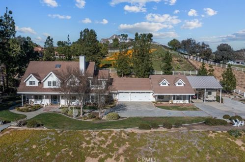 41664 Camino Del Vino, Temecula CA  92592-8439 exterior