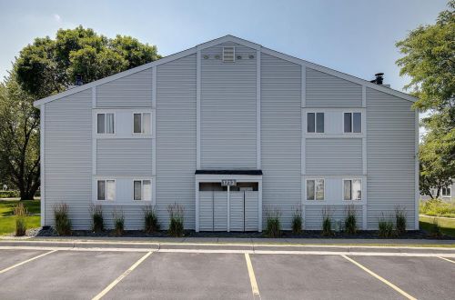 1713 Fulham St, Saint Paul MN 55113-5250 exterior