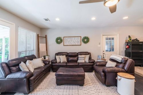 5607 Kayway Dr, Greenville TX  75402-6413 exterior