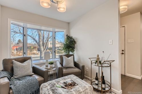 425 Jasmine St, Denver CO 80207-2818 exterior