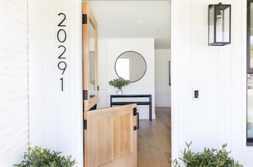 20291 Orchid St, Newport Beach, CA 92660-0734