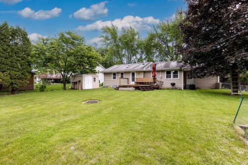 8508 Fairview Ave, Minneapolis, MN 55428-4121