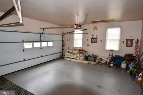 988 Lansdale Ave, Lansdale PA 19446-1621 exterior