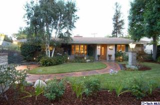 2338 Midwick Dr, Altadena, CA 91001-2831