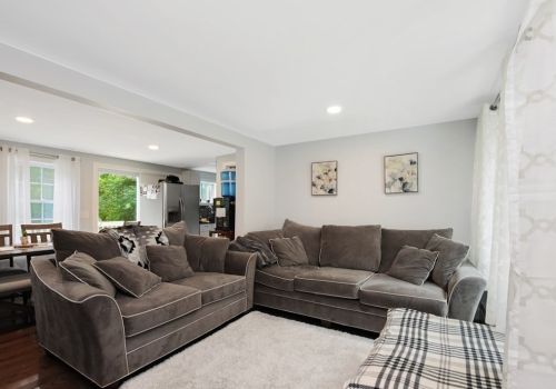 3 Leland Hill Rd, Sutton MA  01590-3852 exterior