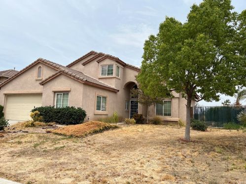 15770 Half Moon Dr, Lake Elsinore, CA 92530-2400