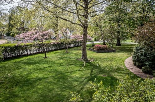 1355 Yahres Rd, Hermitage PA  16146-3643 exterior