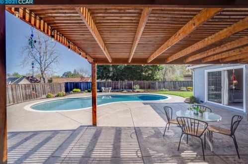 2776 Ellingson Way, San Ramon CA  94583-2409 exterior