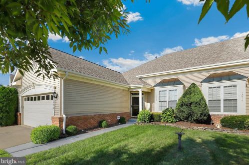 13922 Chelmsford Dr, Gainesville, VA 20155-3109
