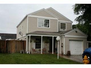 12707 146th Ln, Miami, FL 33186-7624