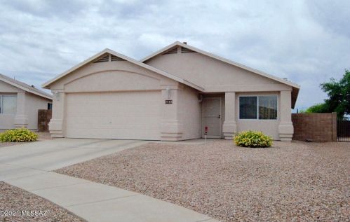 2418 Cybil Ave, Tucson, AZ 85748-8193